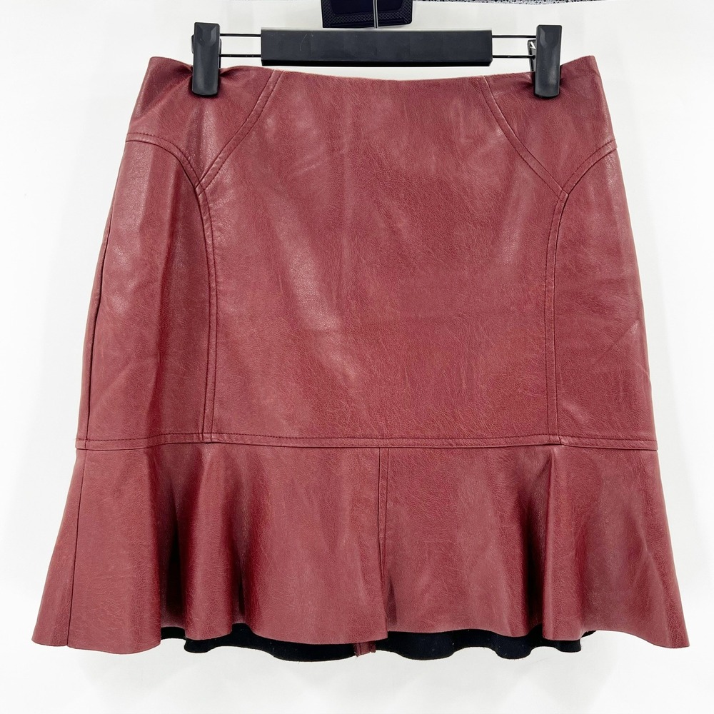 BCBGMAXAZRIA‎ Faux Leather Skirt Women S Burgundy Excellent Flounce Hem Mini